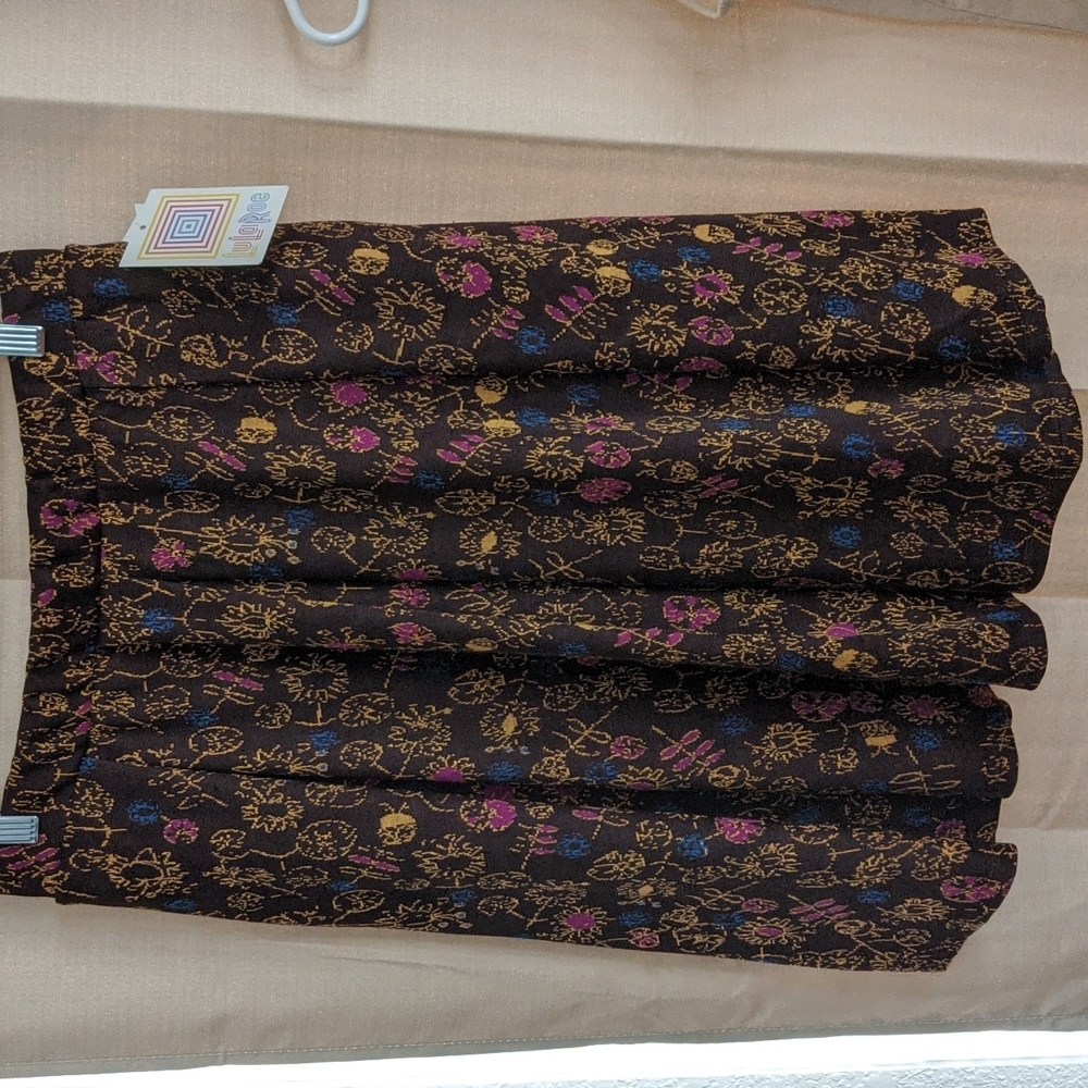 Women's top and skirt